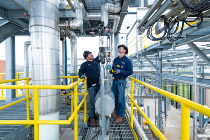 ARIX robotic inspection of a full piping circuit